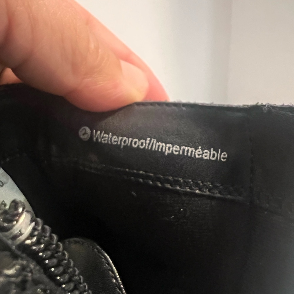 Blondo Camila Waterproof Black Leather Triple Buckle Moto Boots 9 - Picture 10 of 12